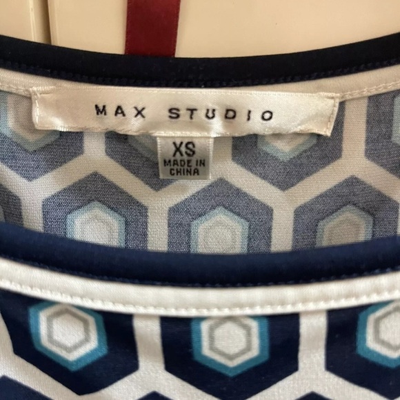 Max studio Chic Blue and White Geometric Dress size XS - Picture 2 of 7
